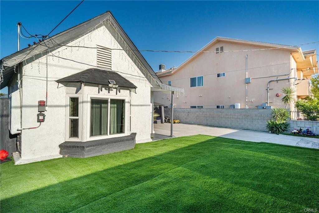 7500 RADFORD AVE NORTH HOLLYWOOD, CA